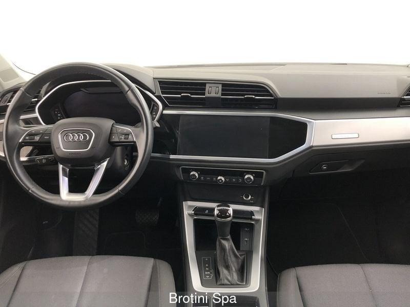 Audi Q3 40 TDI quattro S tronic Business Advanced