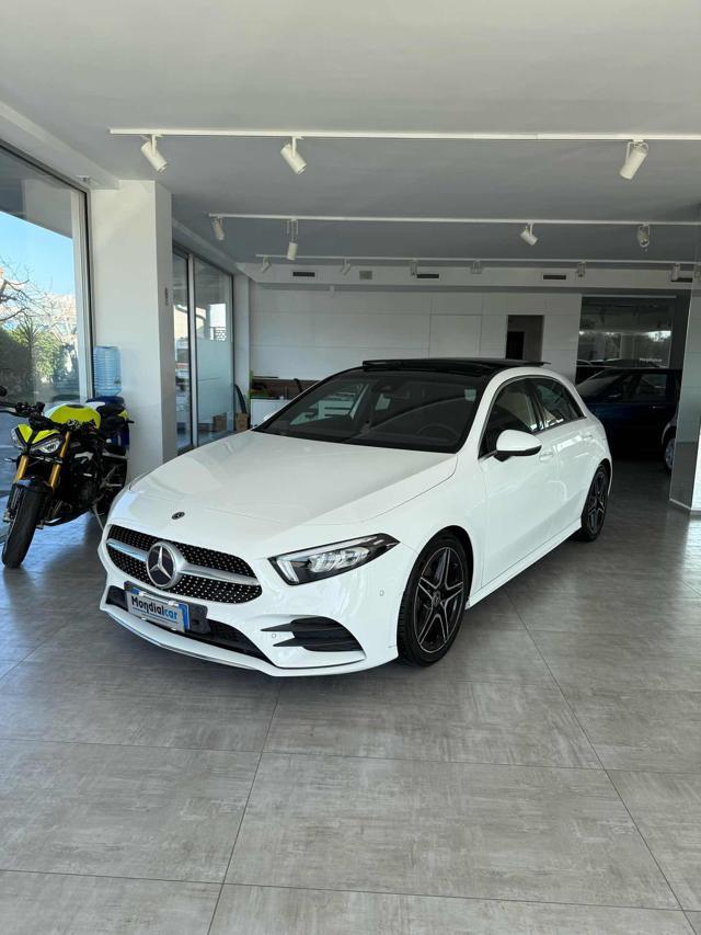 MERCEDES-BENZ A 180 d Automatic Premium
