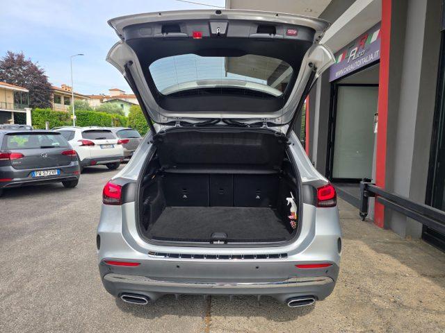 MERCEDES-BENZ GLA 200 d Automatic Premium AMG Line 19" MBUX LED Performa