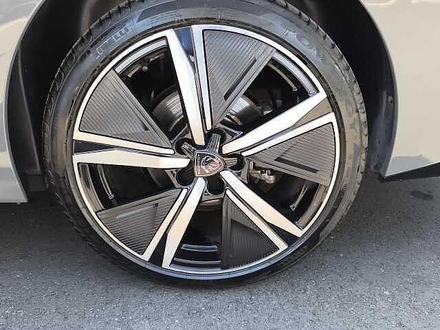Peugeot 308 BlueHDi 130 S&S EAT8 SW GT