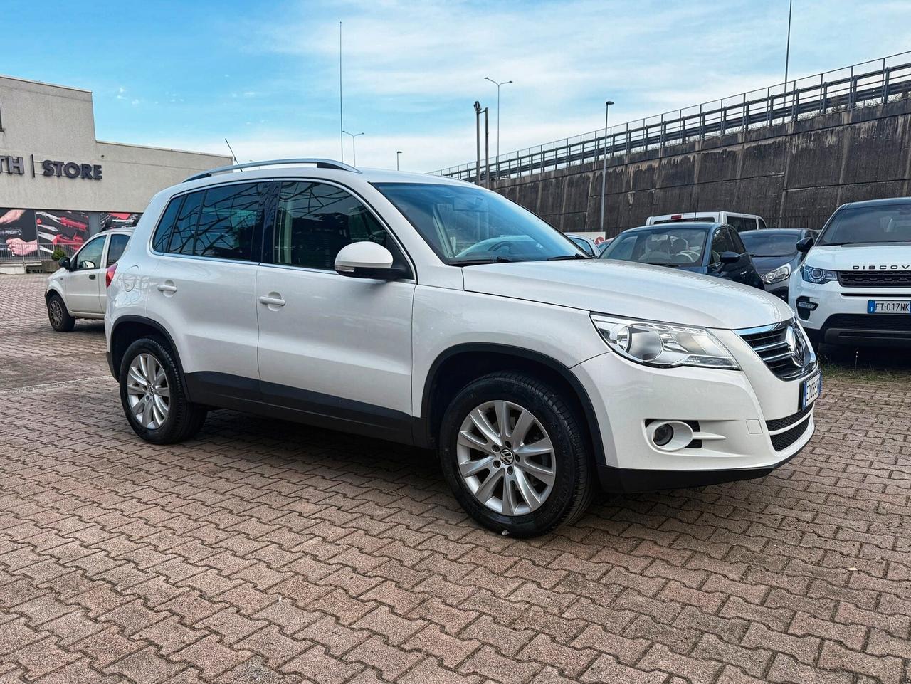 Volkswagen Tiguan 2.0 TDI DPF 4MOTION DSG Sport & Style