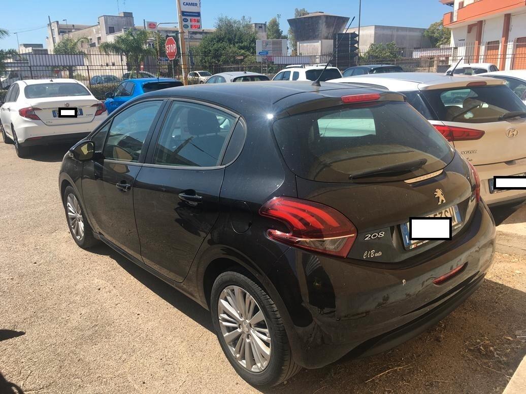 Peugeot 208 BlueHDi 75 5 porte Allure