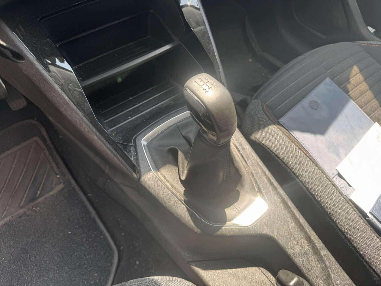 Peugeot 208 PureTech 75 S&S 5P Active-2021