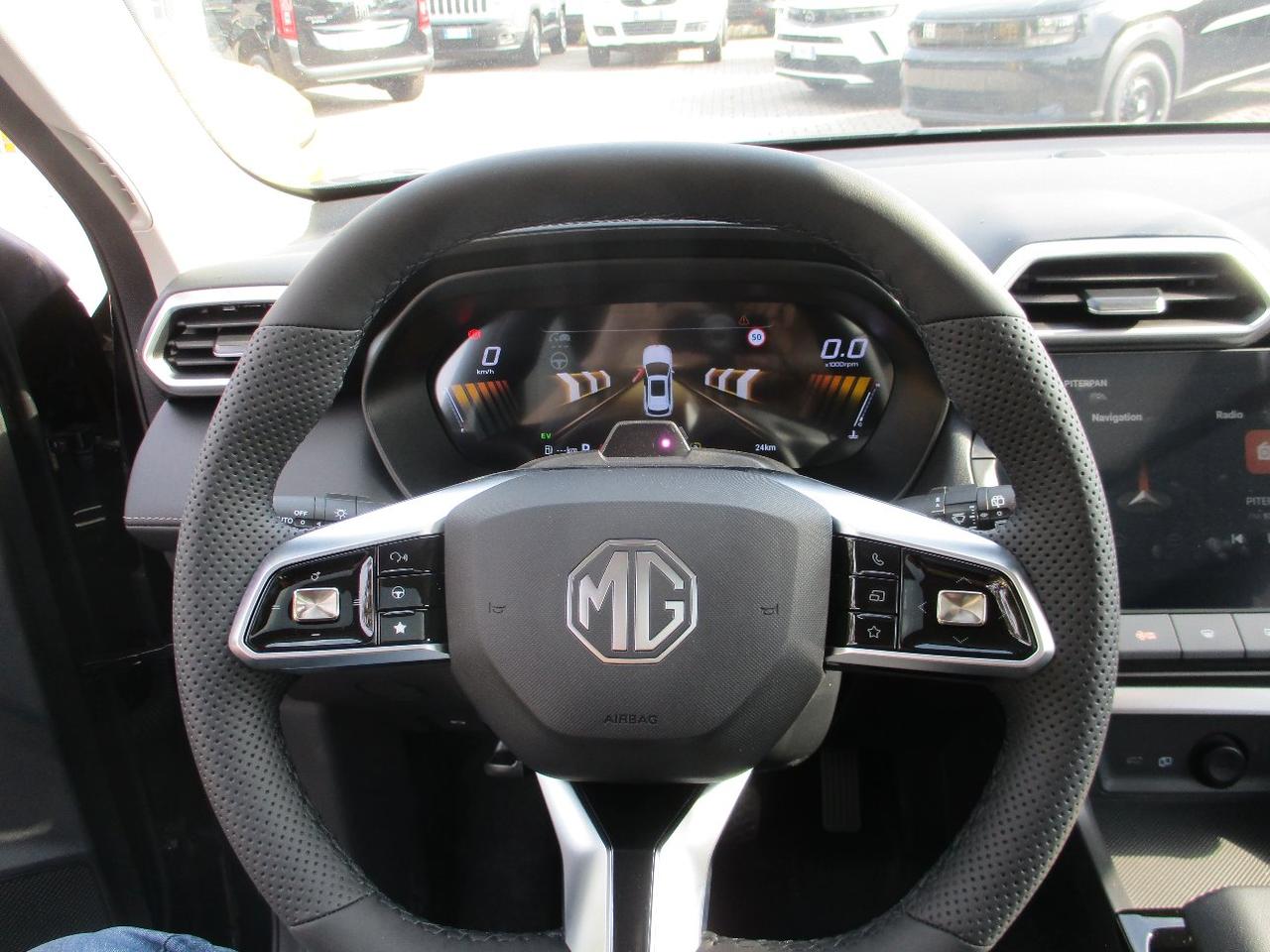 Mg ZS 1.5 hybrid+ Luxury auto TETTO/360