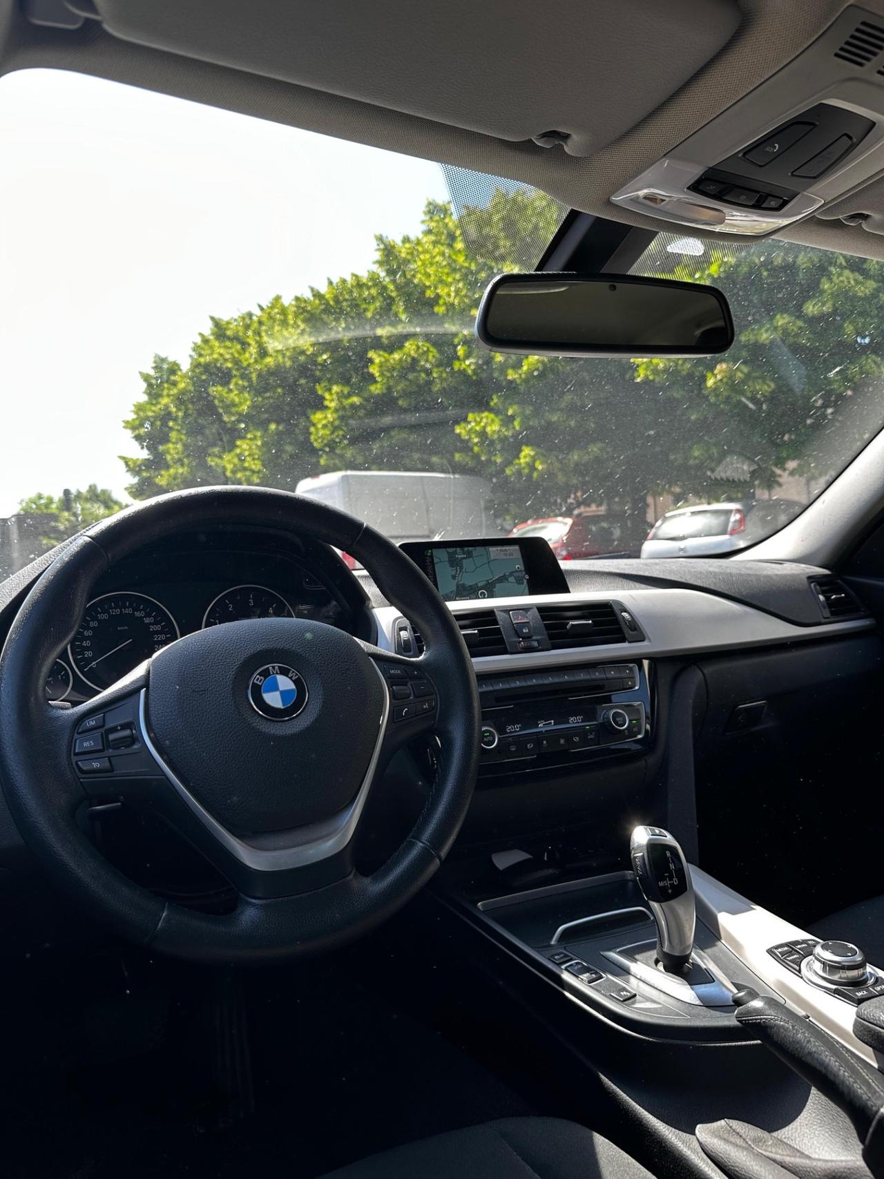 Bmw 318 318d Touring Business Advantage aut.