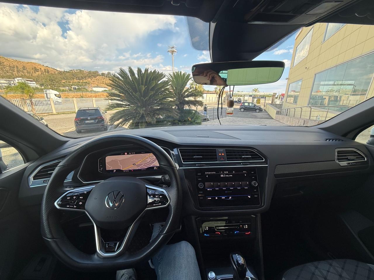 Volkswagen Tiguan 2.0 TDI 150 CV SCR DSG R-Line