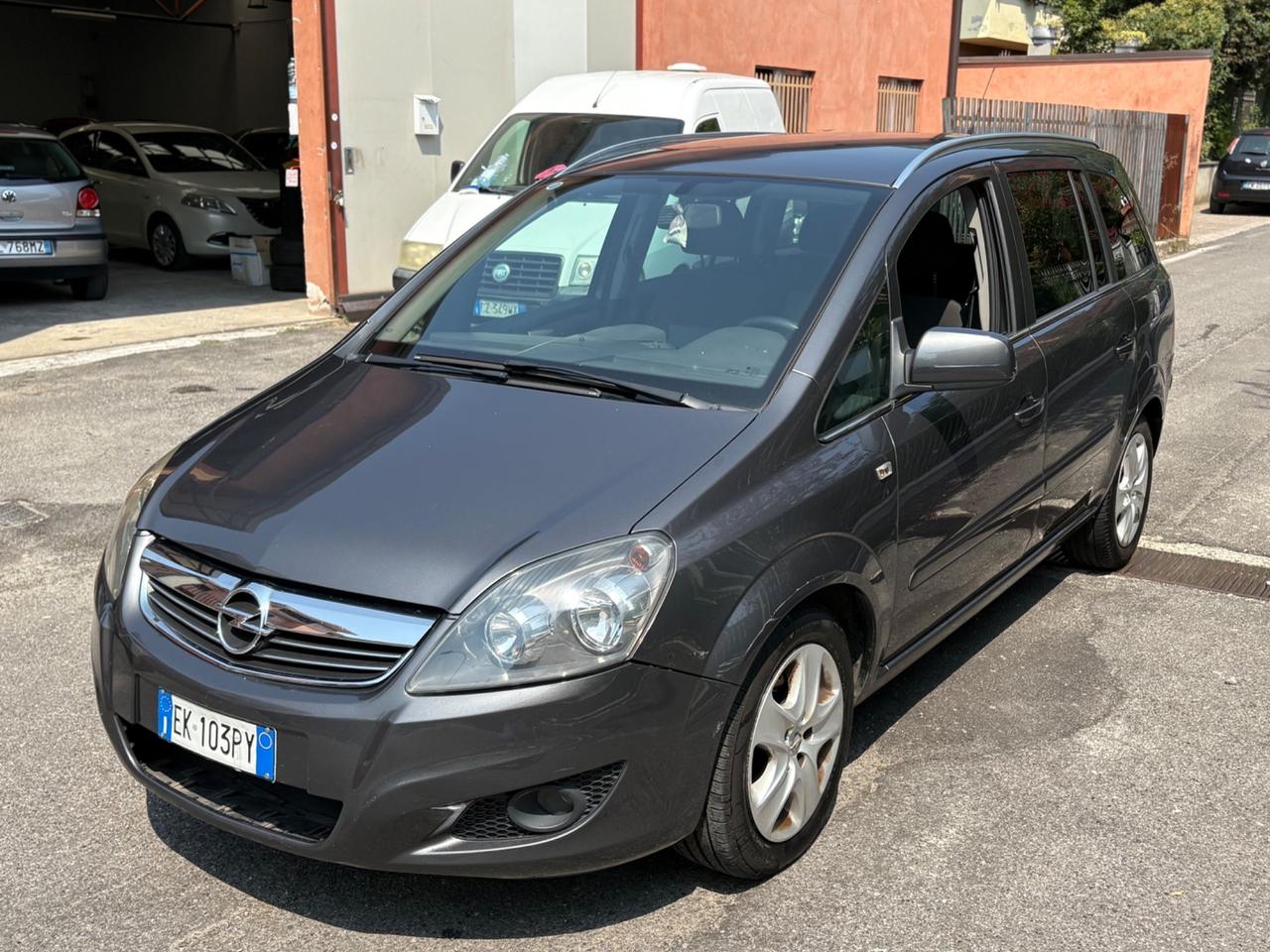 Opel Zafira 1.7 CDTI 110CV 7 POSTI 10/2011
