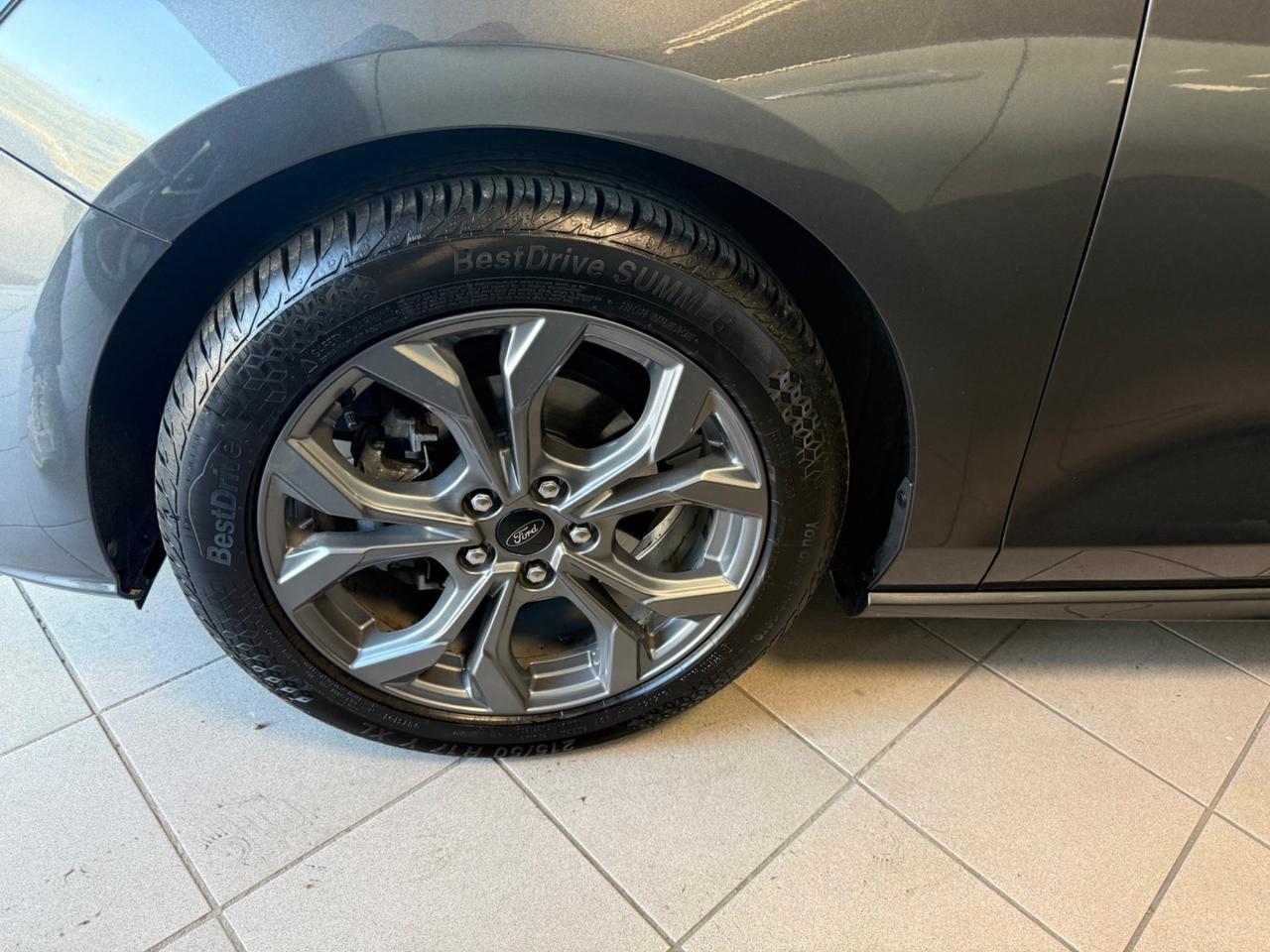Ford Focus 1.0 EcoBoost Hybrid 125 CV 5p. ST-Line