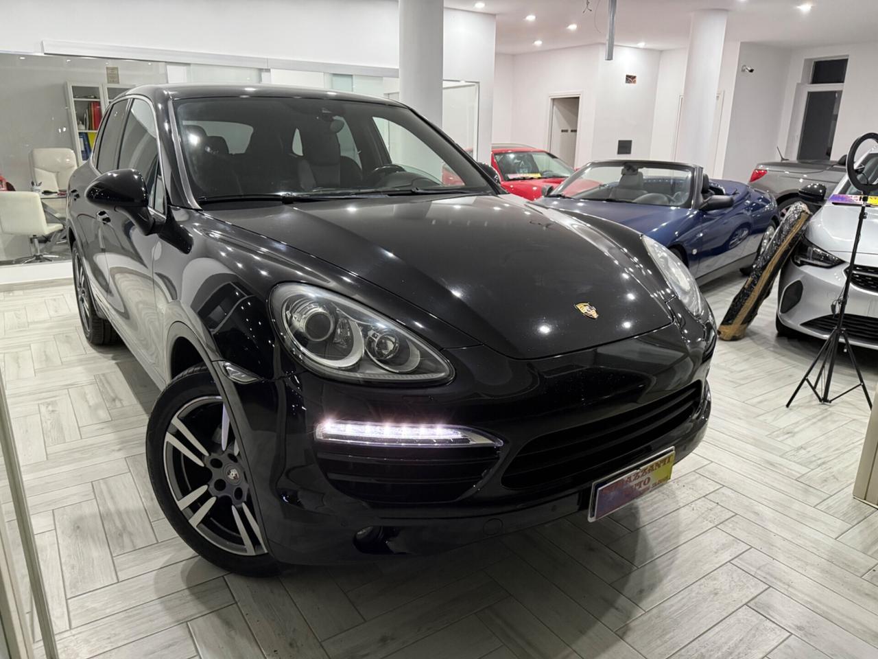 Porsche Cayenne 3.0D245cv PLATINUM ED. DA VETRINA2014