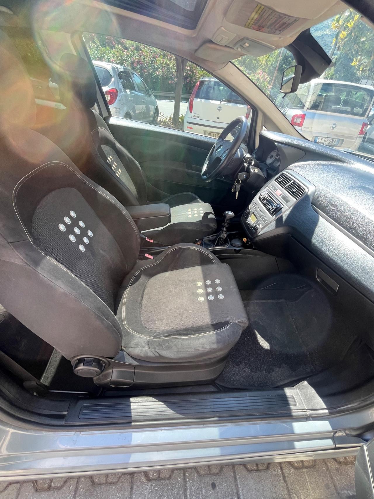 Fiat Grande Punto 1.9 MJT 130 CV 3 porte Sport