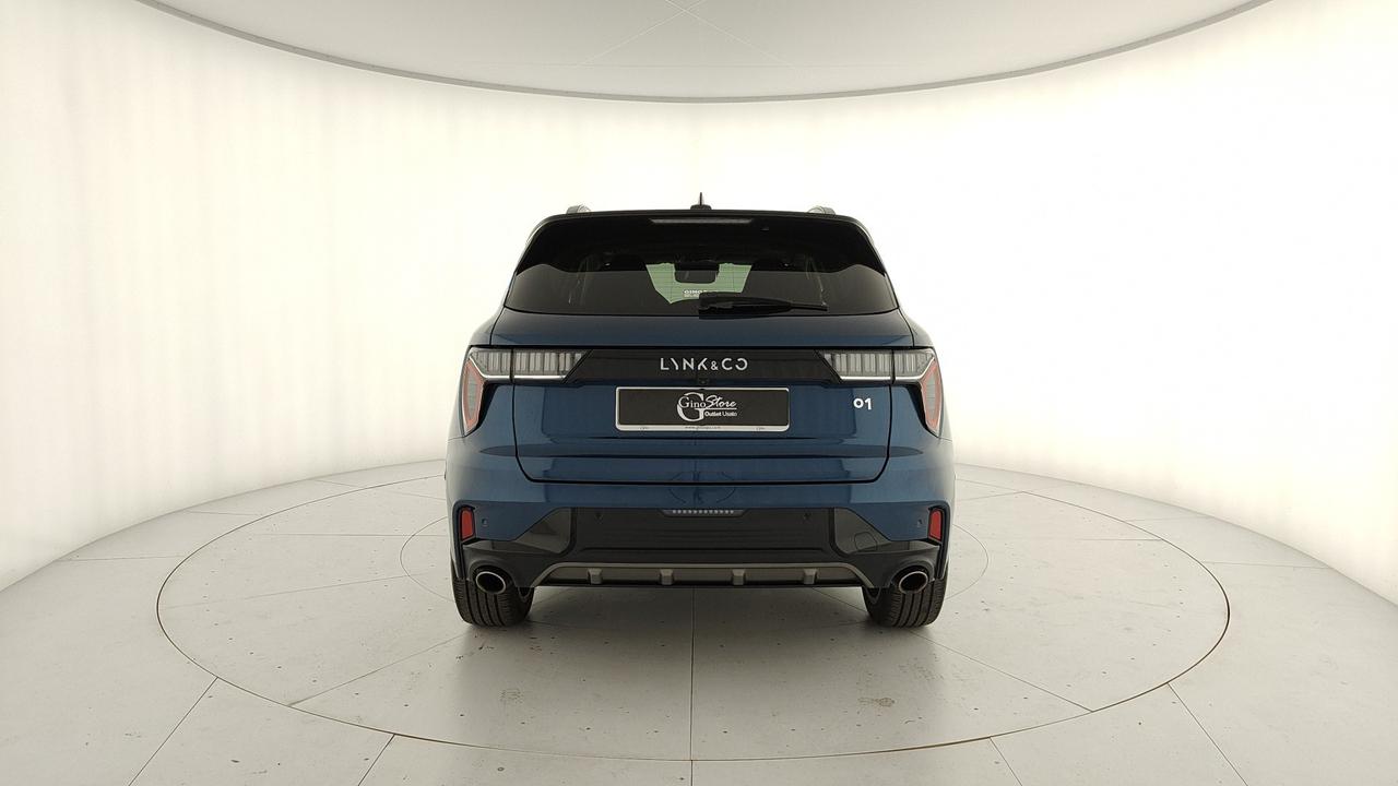 LYNK & CO 01 1.5 td phev