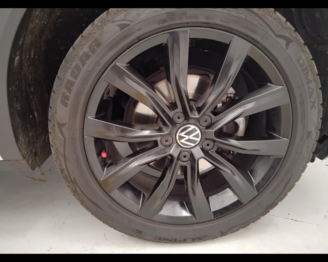 VOLKSWAGEN T-Roc 2022 - T-Roc 1.0 tsi R-Line 110cv