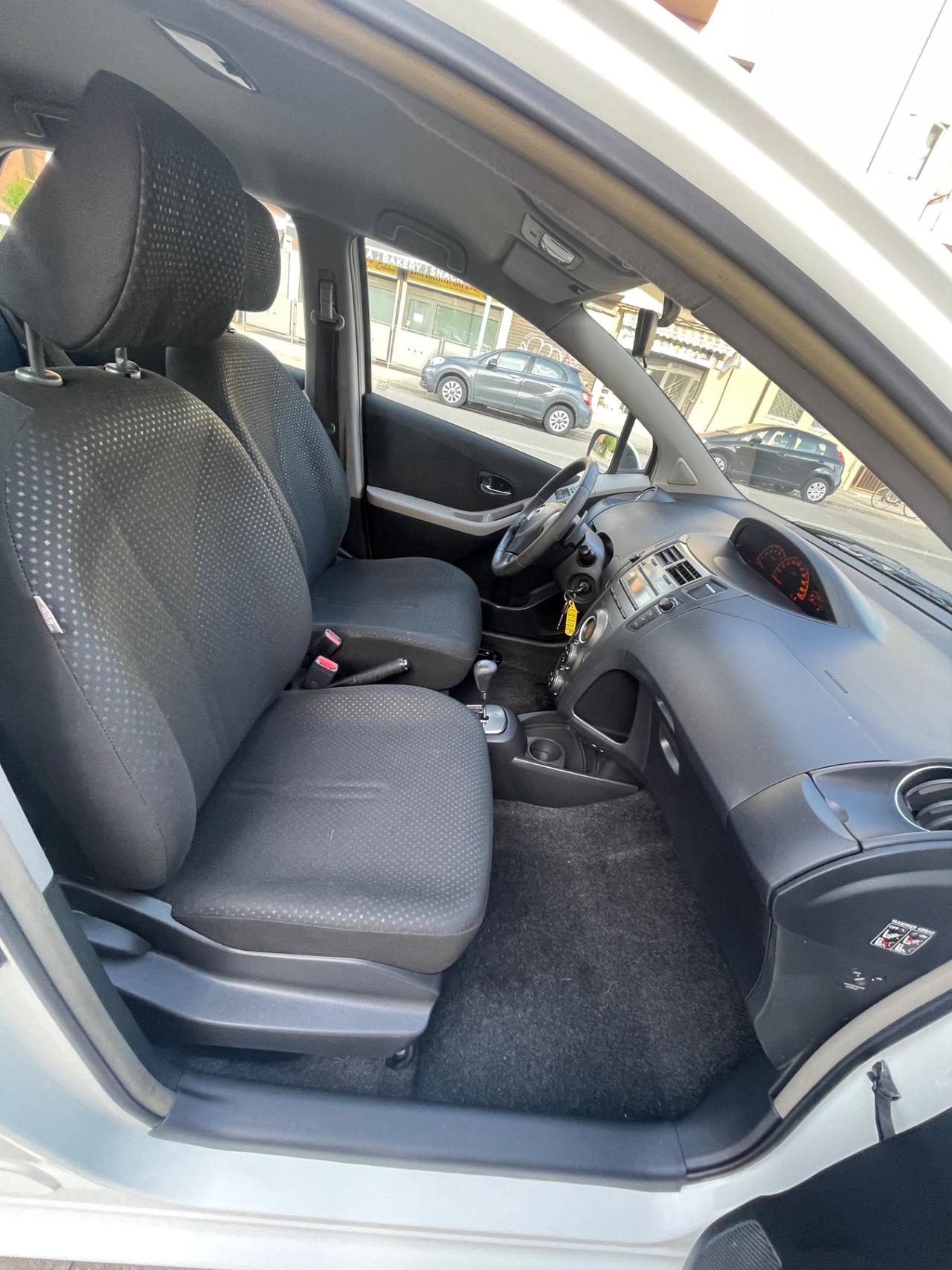 Toyota Yaris 1.4 D-4D DPF 5 porte M-MT Sol