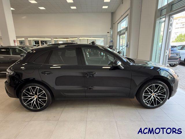 PORSCHE Macan 2.0
