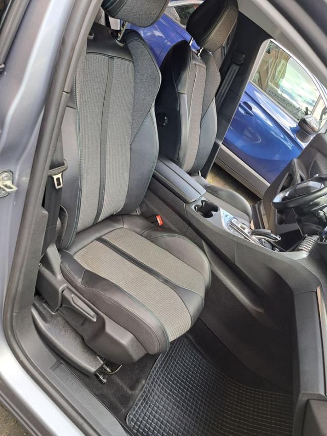 PEUGEOT 3008 BlueHDi 130 S&S EAT8 Allure Pack - AZIENDALE