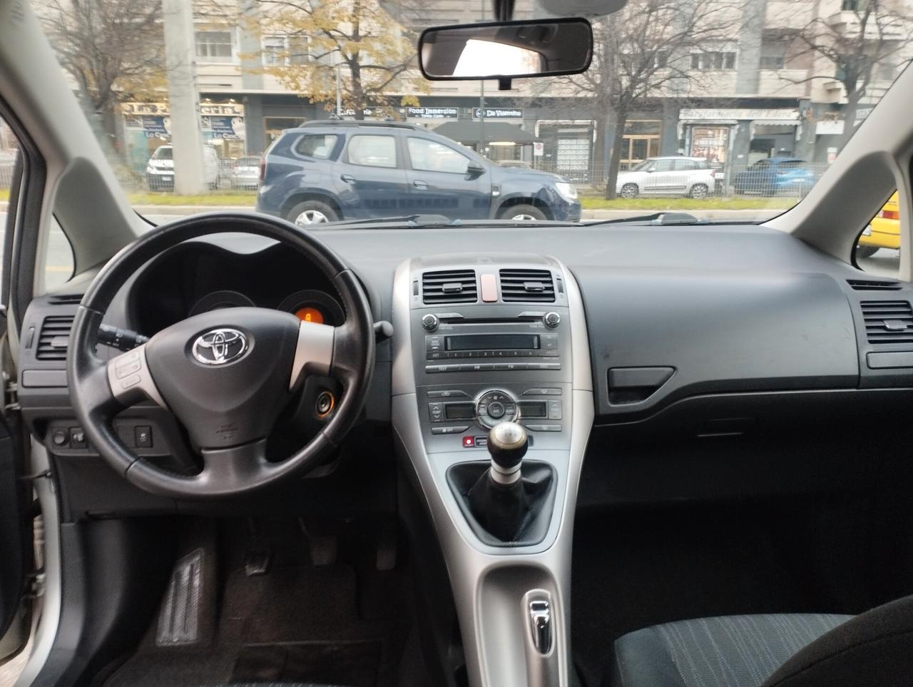 Toyota Auris 2.0 D-4D 5 porte Sol