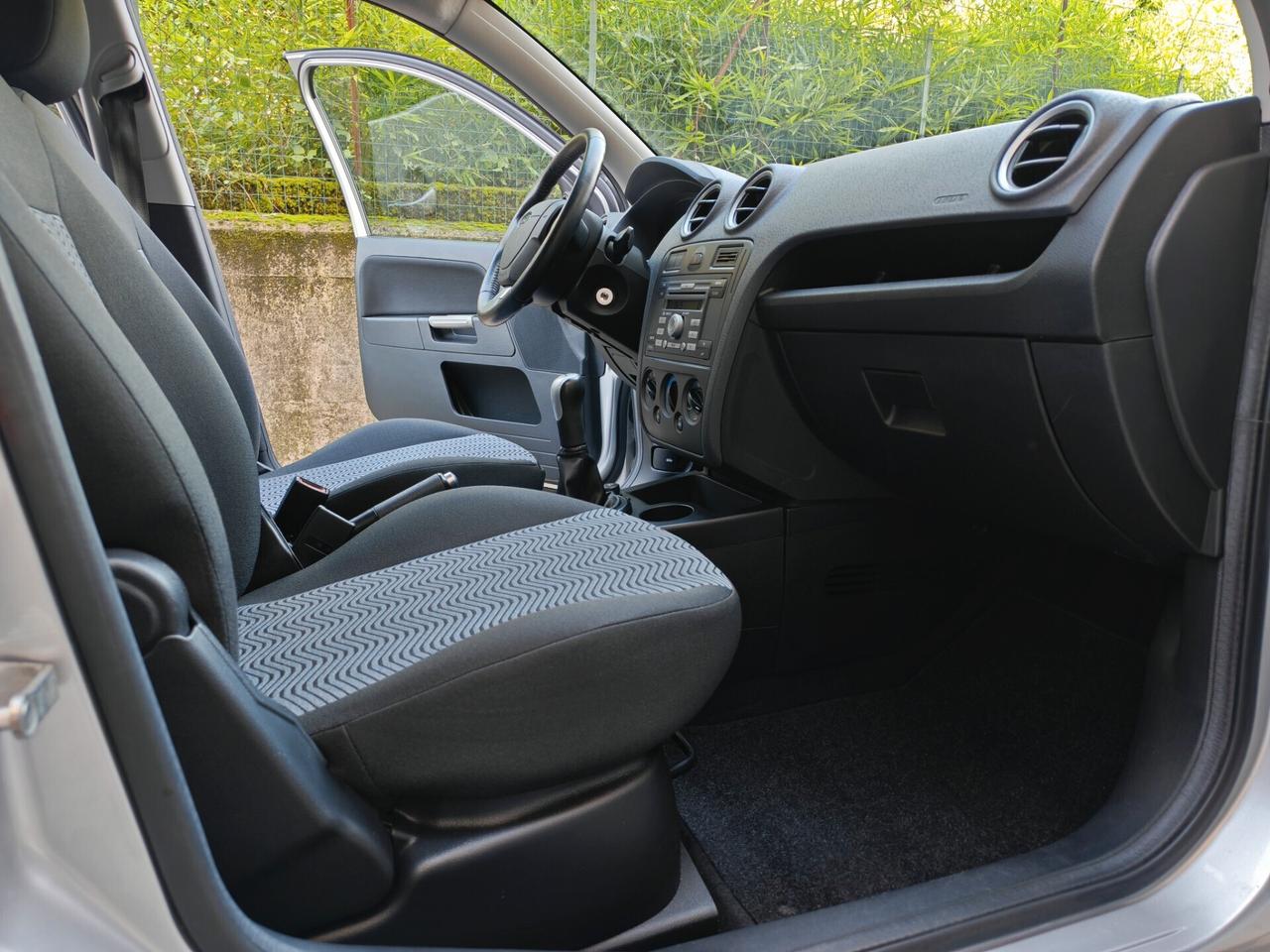 Ford Fusion 1.6 BENZINA 100cv / 74.000km / Unipro
