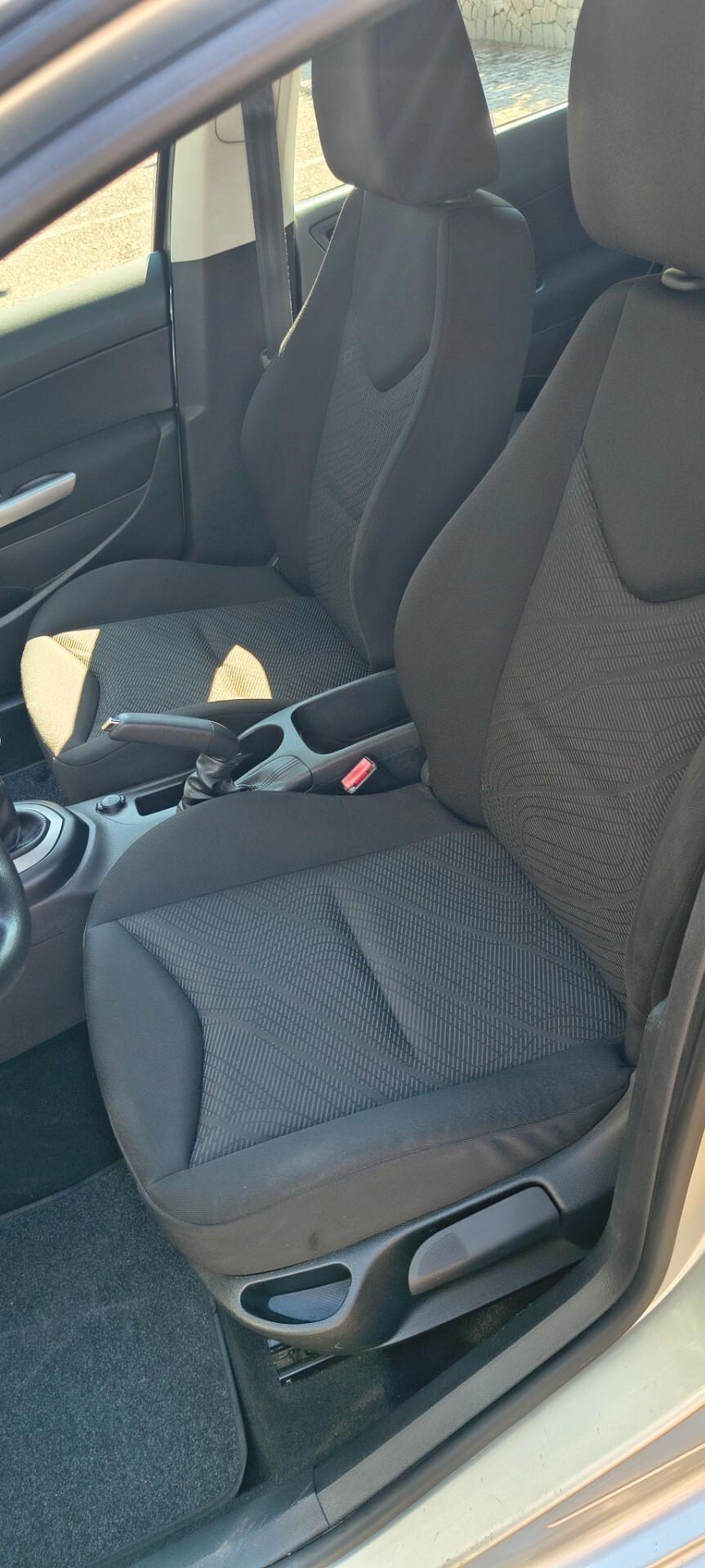 Peugeot 308 1.6 8V HDi 93CV SW Premium