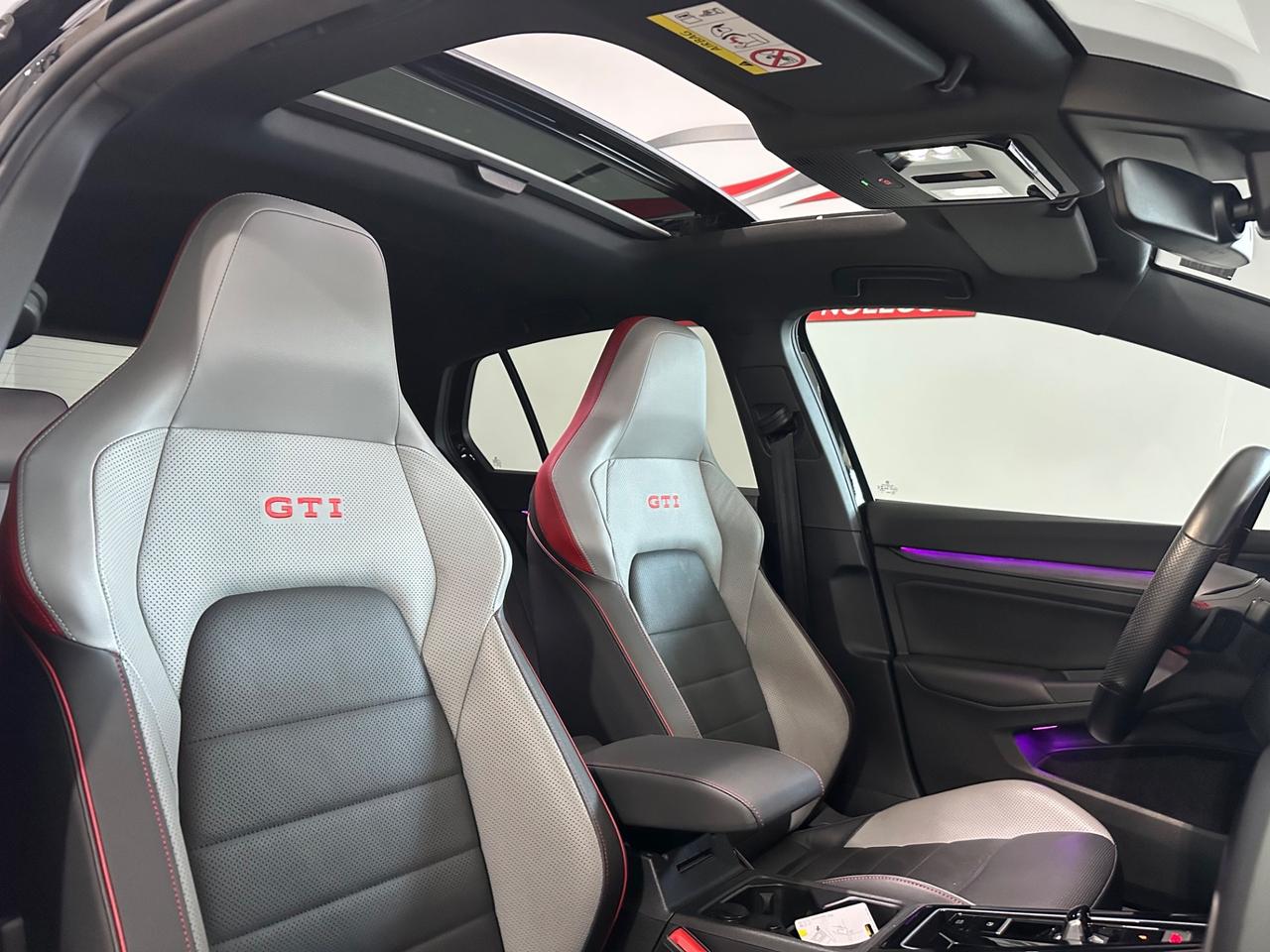 Volkswagen Golf GTI 2.0 TSI