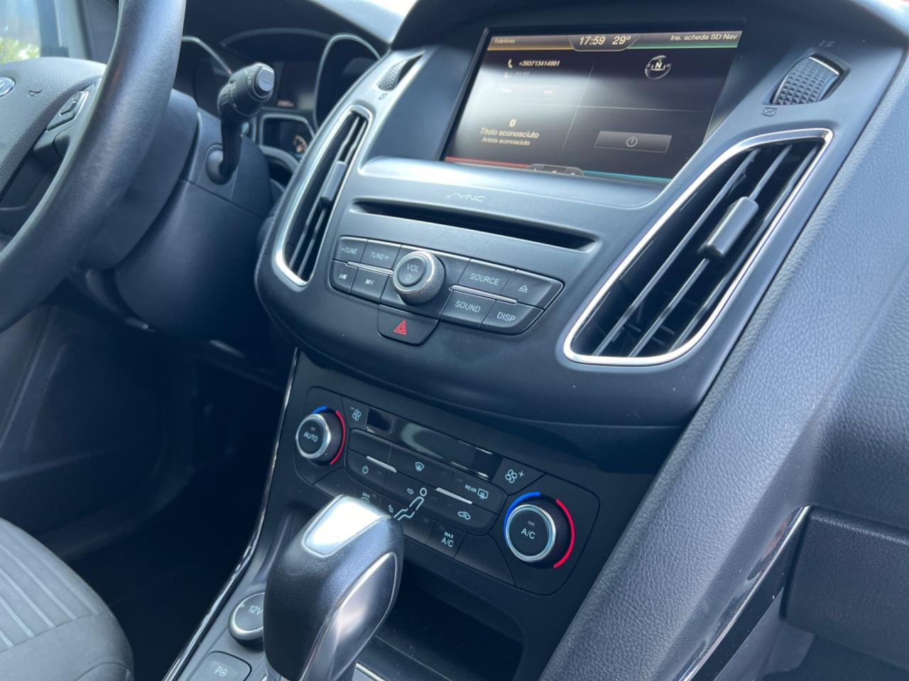 Ford Focus 1.5 TDCi 120 CV Start&Stop Powershift Titanium