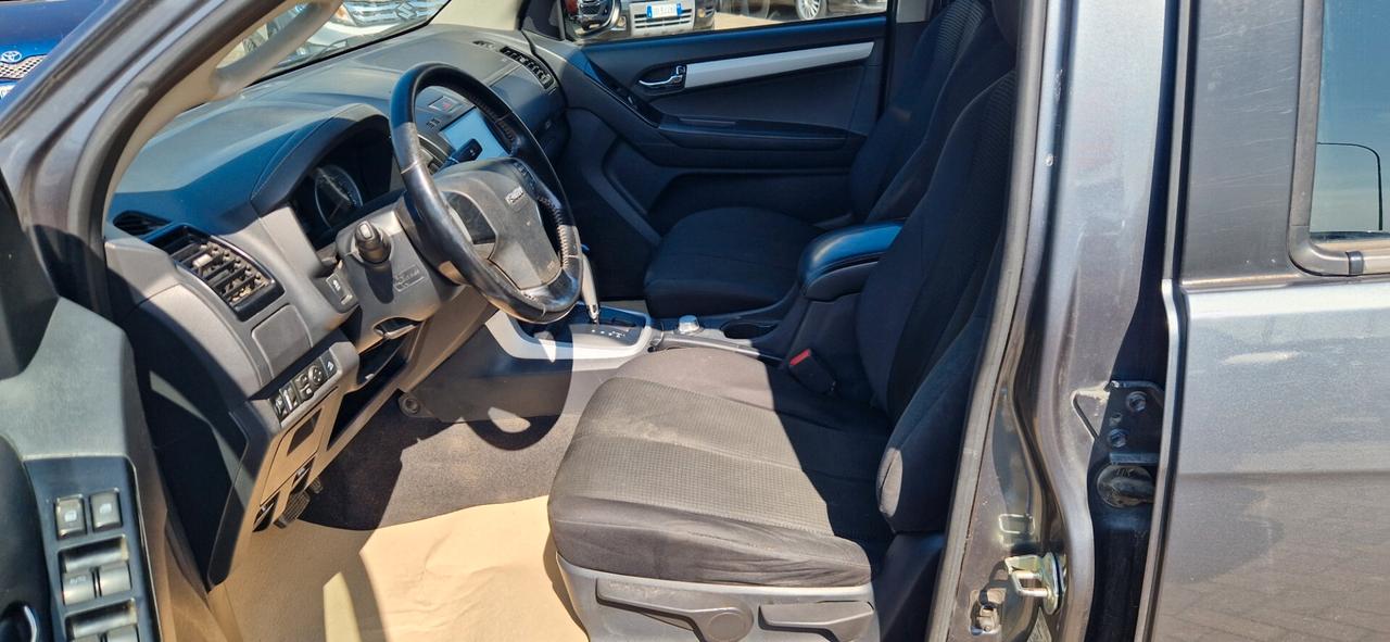 Isuzu D-Max 1.9 Crew Cab Solar Plus A/T 4WD Clima