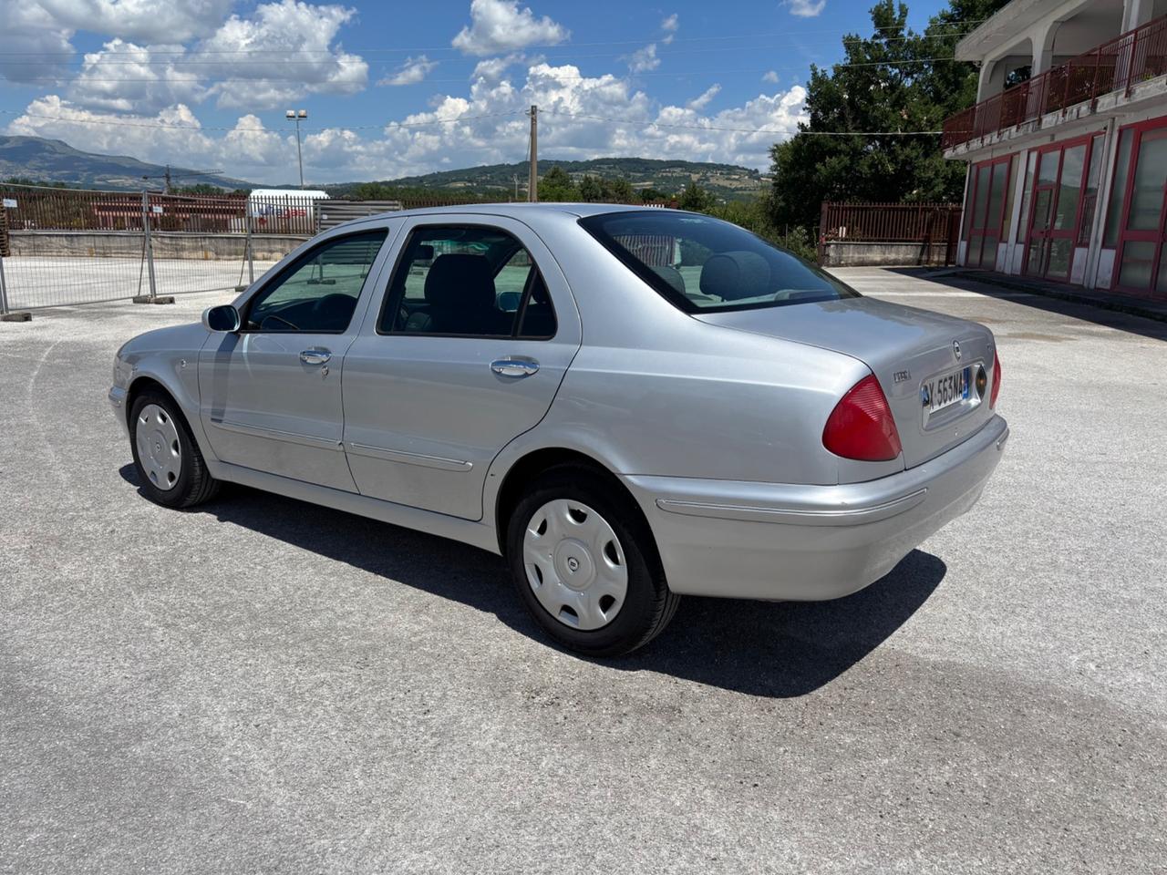 Lancia Lybra 1.9 JTD cat Intensa