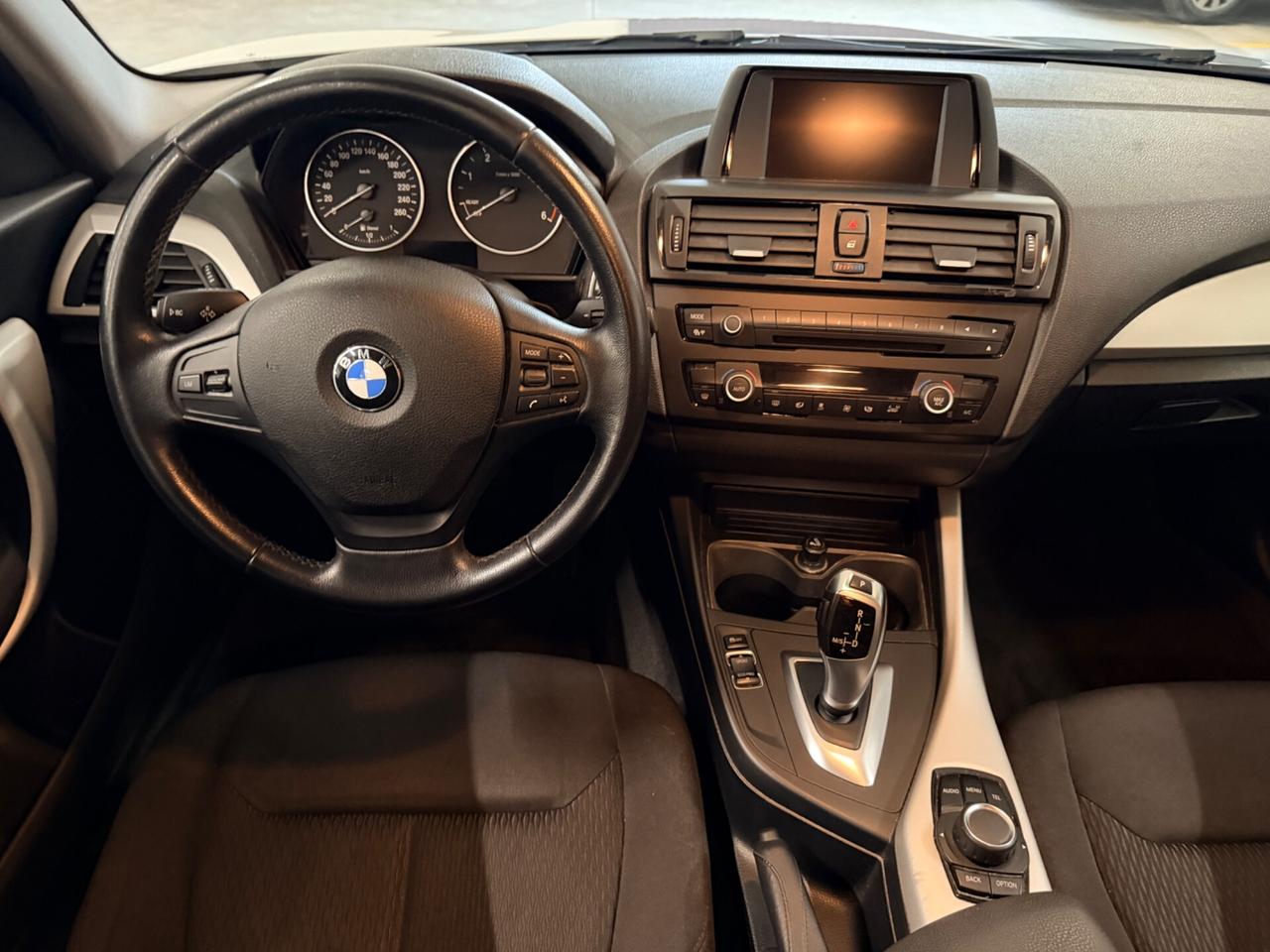 Bmw 118 118d 5p. Sport