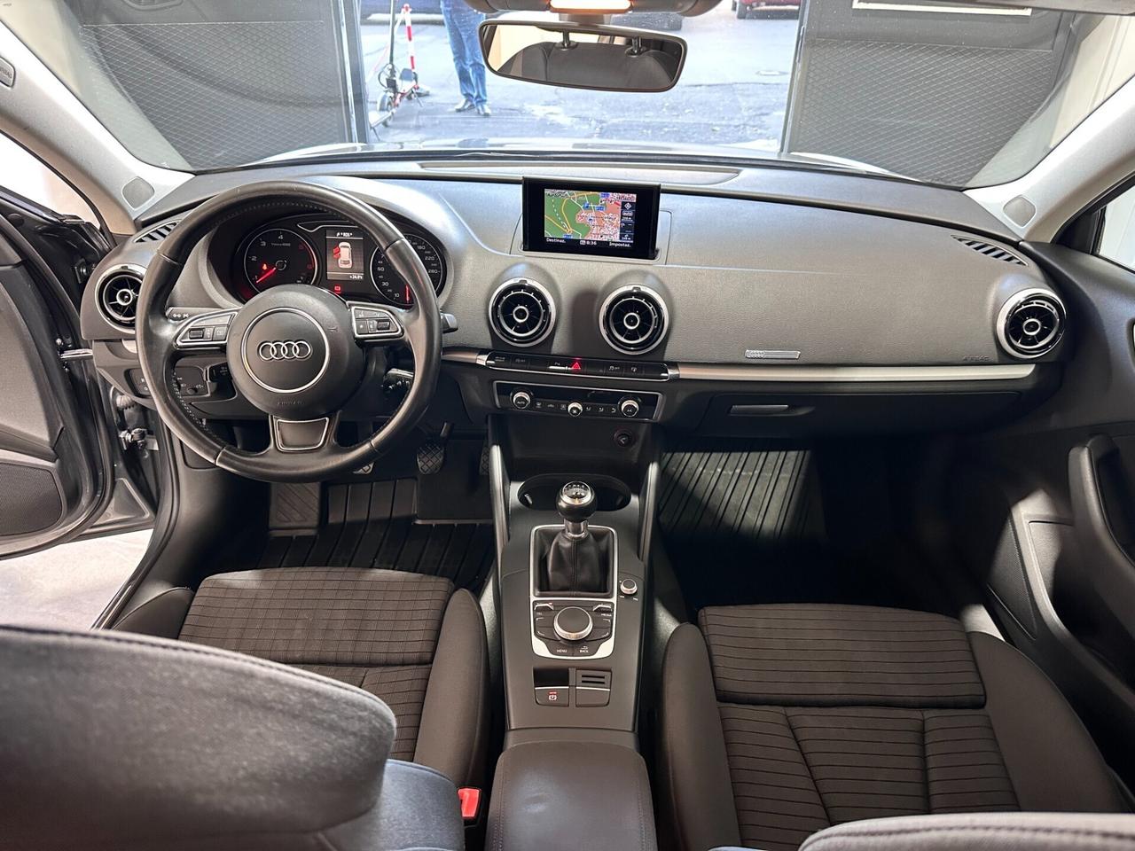 Audi A3 SPB 1.6 TDI 110cv – NAVI – FUL