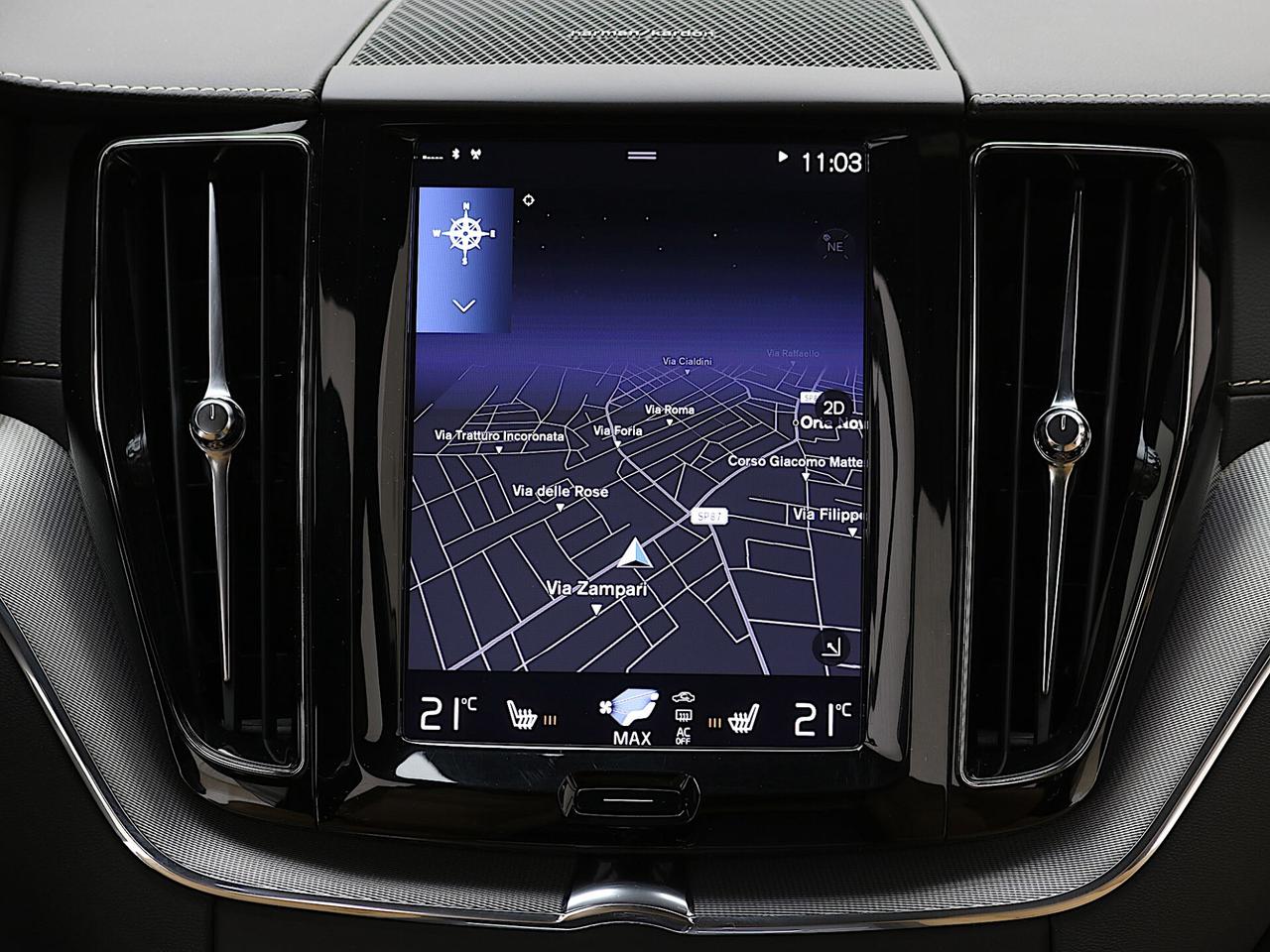 Volvo XC60 B4 AWD Inscription TETTO APRIBILE