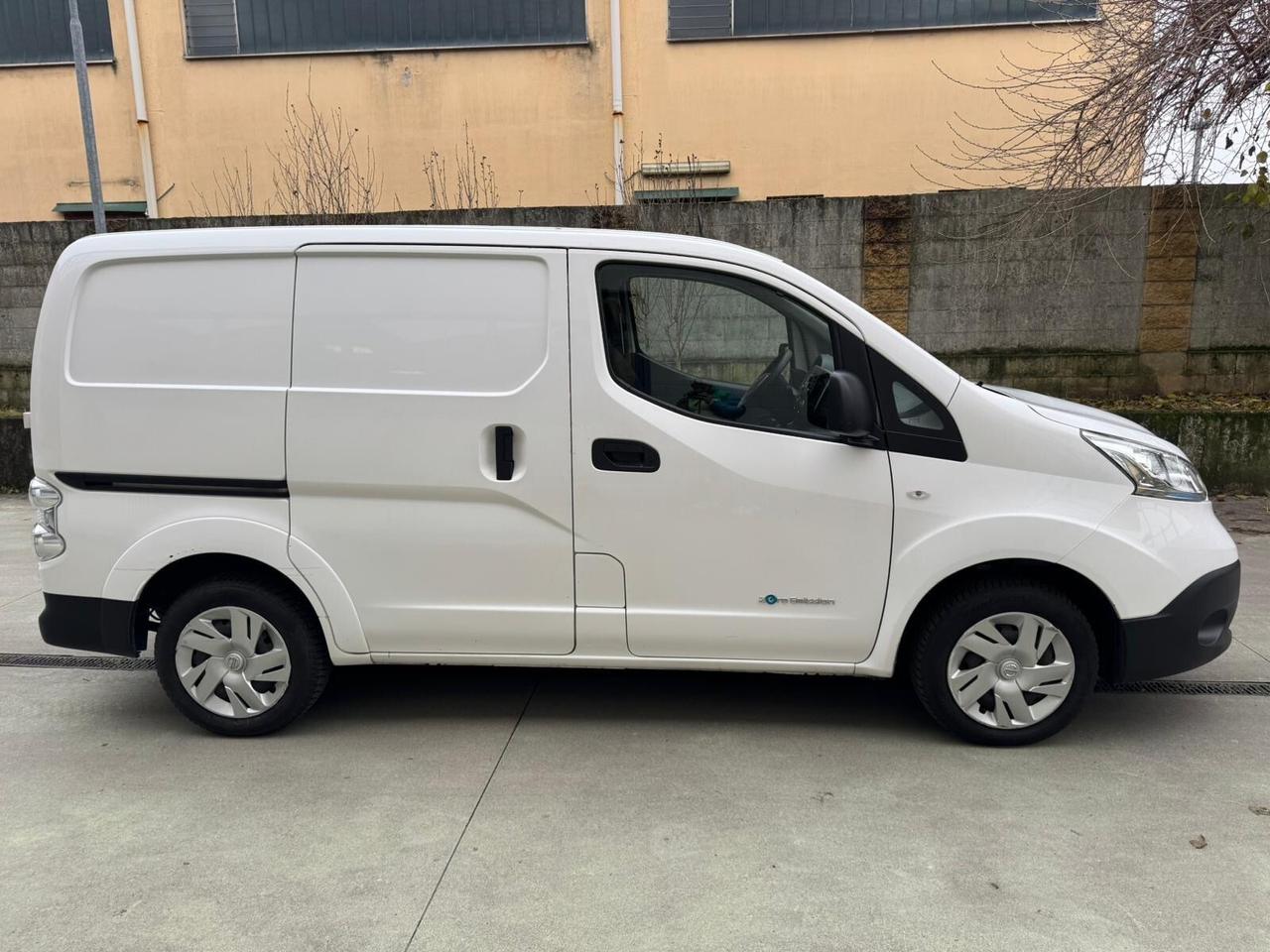 Nissan NV200 e-NV200 EV Van + IVA