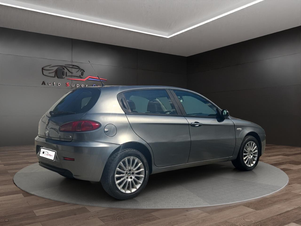 Alfa Romeo 147 - 5 Porte 5p 1.9 jtd Murphy&Nye 120cv