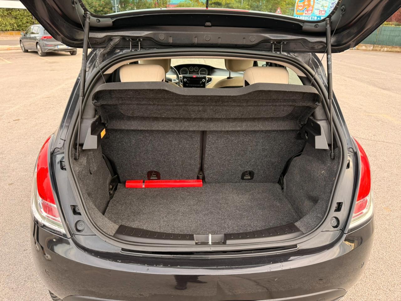 Lancia Ypsilon 2014 GARANZIA 12 MESI
