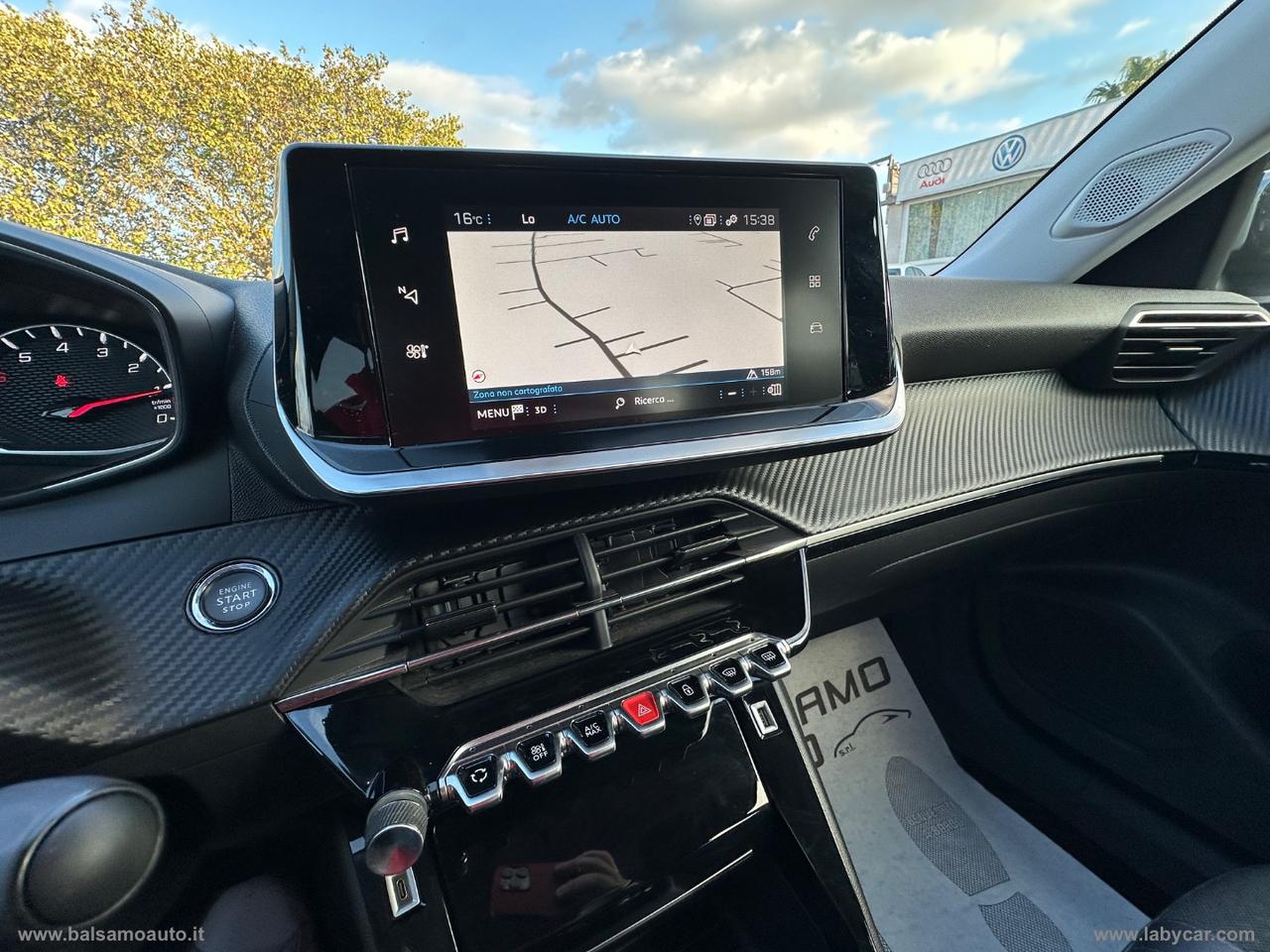 PEUGEOT 2008 BlueHDi 130 S&S EAT8 Allure Navi P.