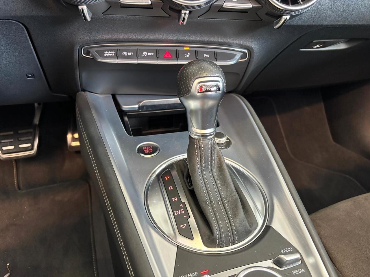 Audi TT Coupé 45 TFSI quattro S tronic S-LINE