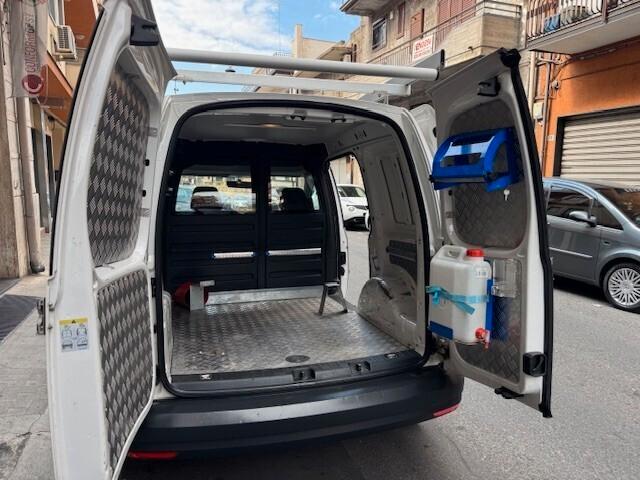 Volkswagen Caddy 2.0 TDI 4MOTION Plus