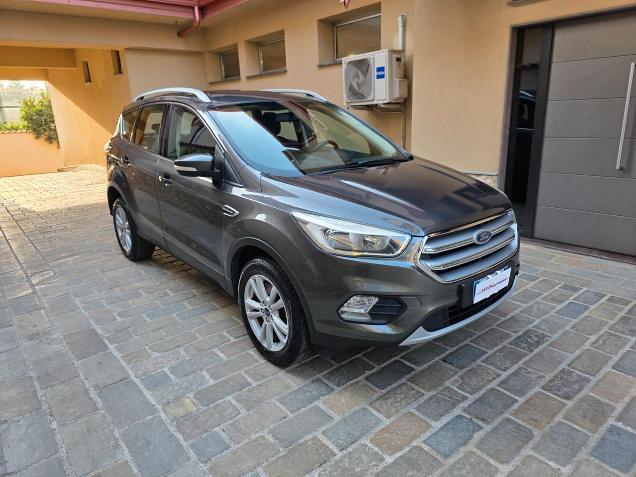 Ford Kuga 1.5 TDCI 120 CV S&S 2WD Titanium