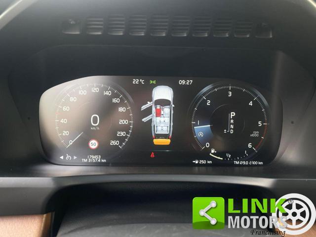 VOLVO XC90 D5 AWD Geartronic 7 posti Inscription
