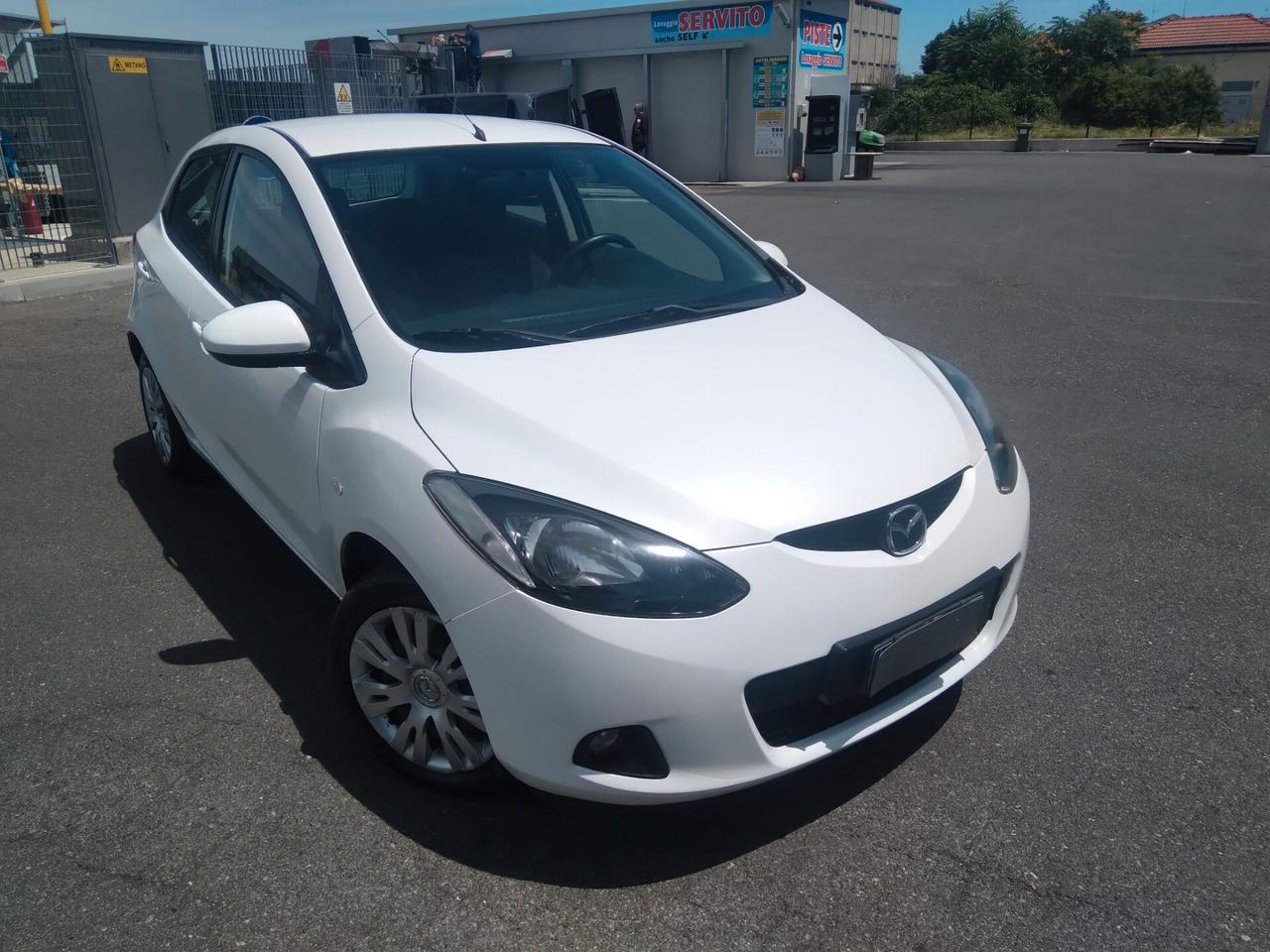 Mazda2 1.3 16V 75CV 5p. Play Gen. GPL x neopatentati