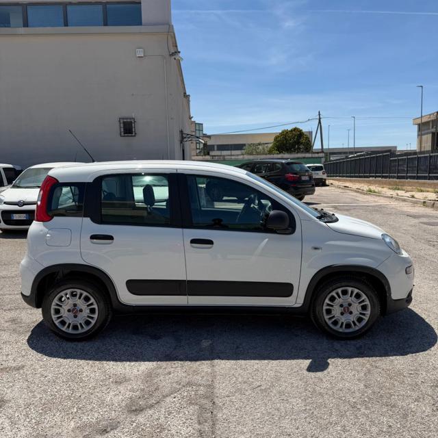 FIAT PANDA VAN 1.0 HYBRID 4 POSTI STREET - 2022