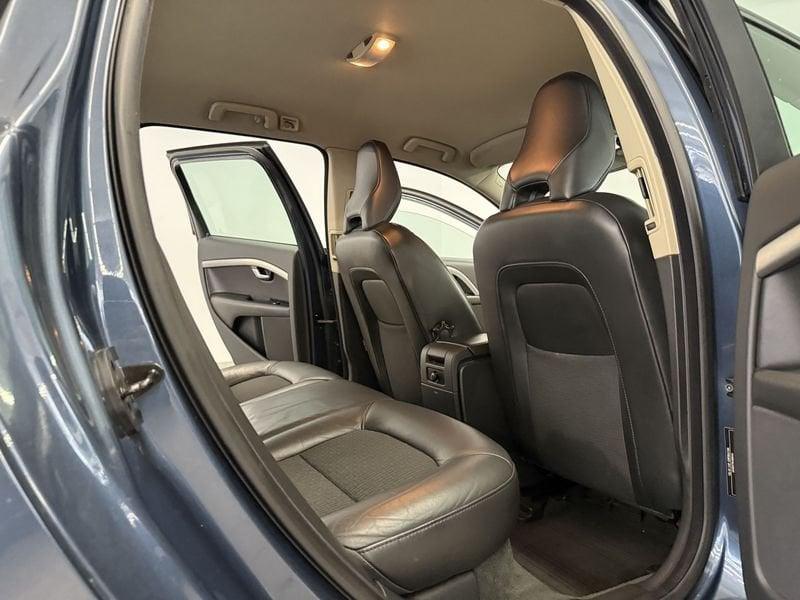 Volvo V70 V70 2.4 D Geartronic R-design