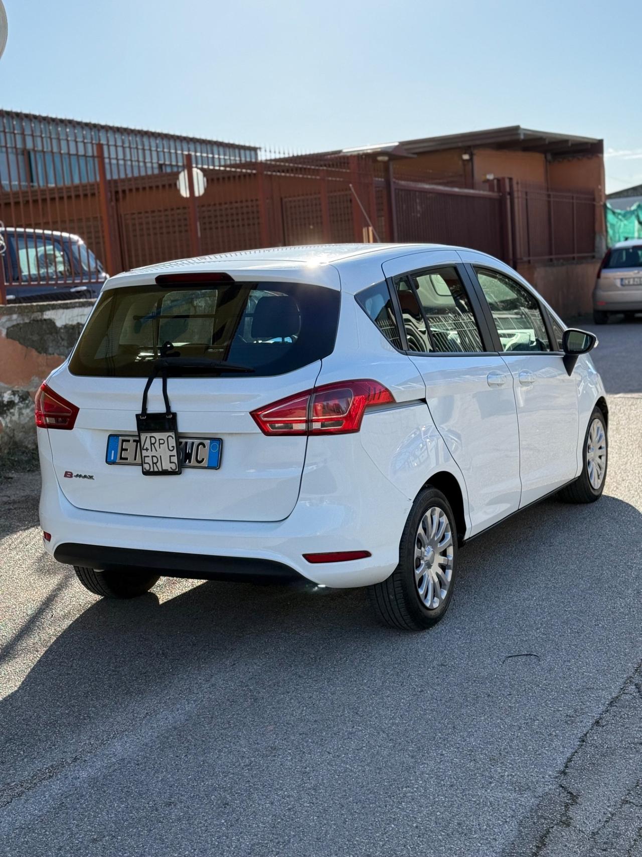 Ford B-Max 1.6 TDCi 95 CV Business N1