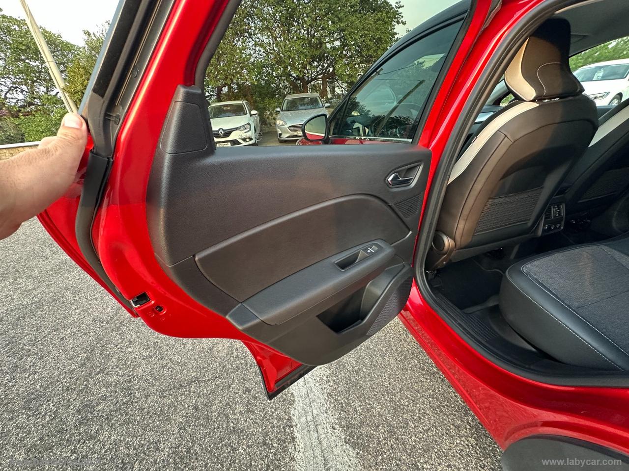 RENAULT Captur Hybrid E-Tech 145 CV Intens