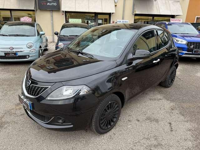 Lancia Ypsilon 1.0 firefly hybrid Silver PROMO FIN