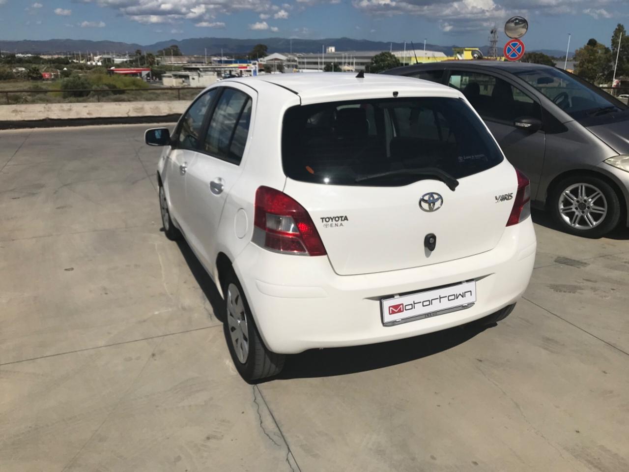 Toyota Yaris 1.3 5 porte Sol