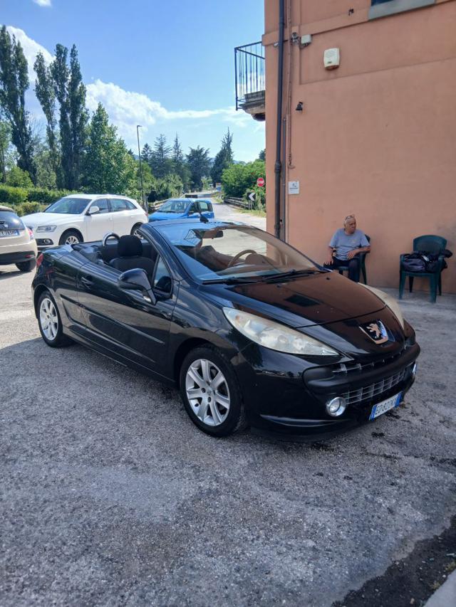 PEUGEOT 207 1.6 8V HDi 112CV CC Tecno