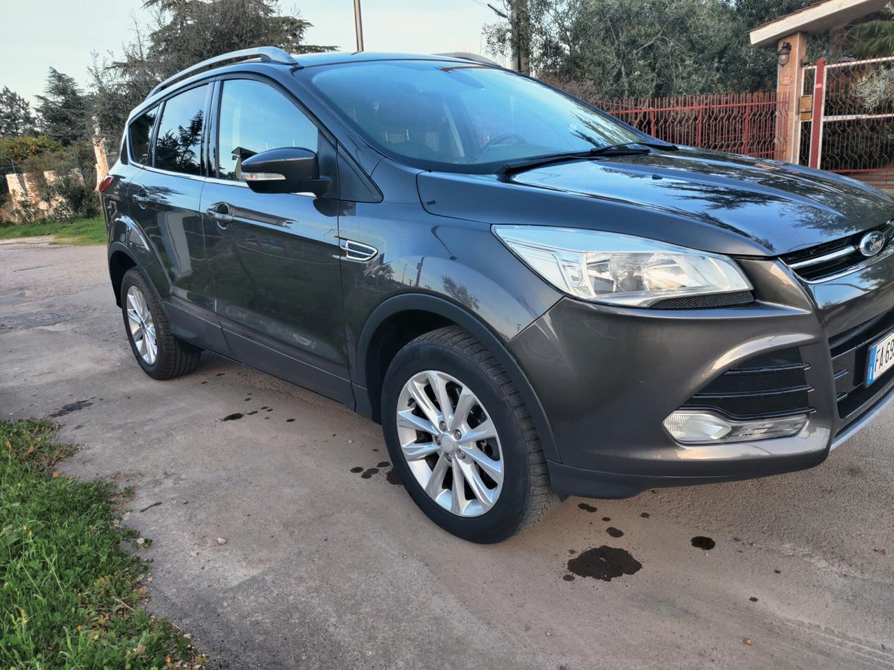 Ford Kuga 2.0 TDCI 150 CV S&S 4WD Titanium