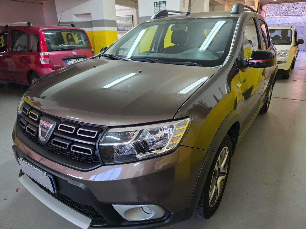 Sandero Stepway 0.9 TCe 90 CV Techroad AZIENDALE