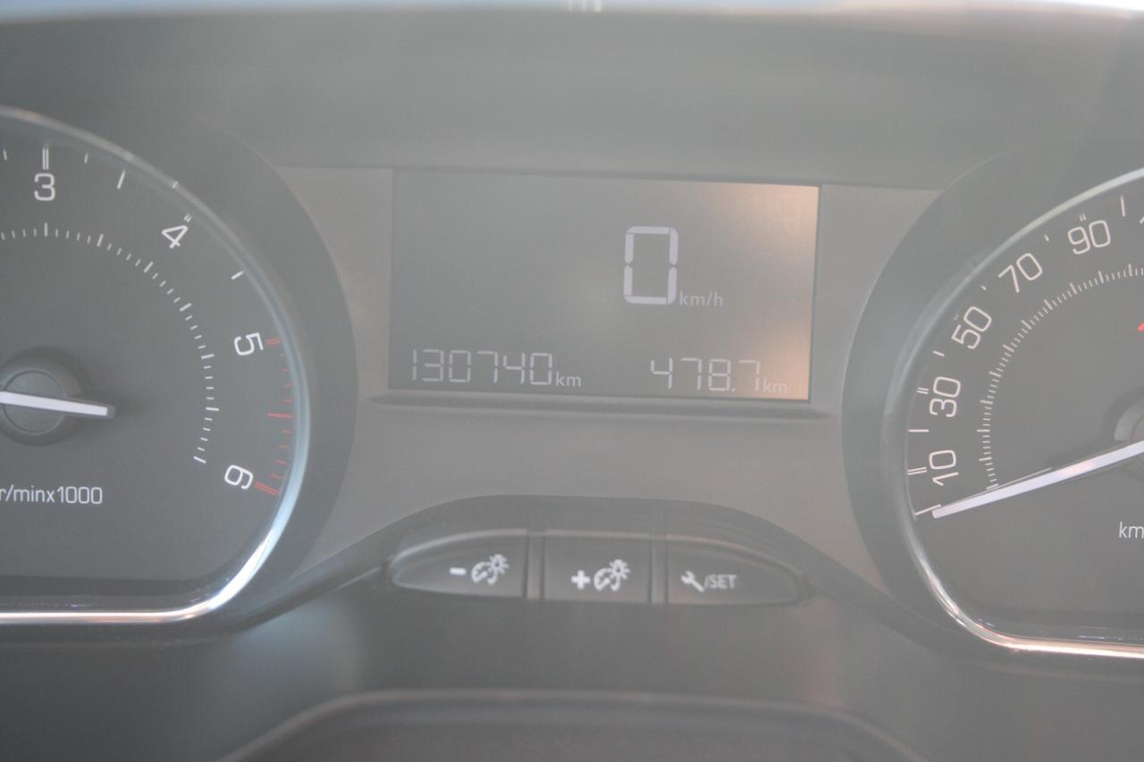 Peugeot 2008 1.4 HDi 68CV Active
