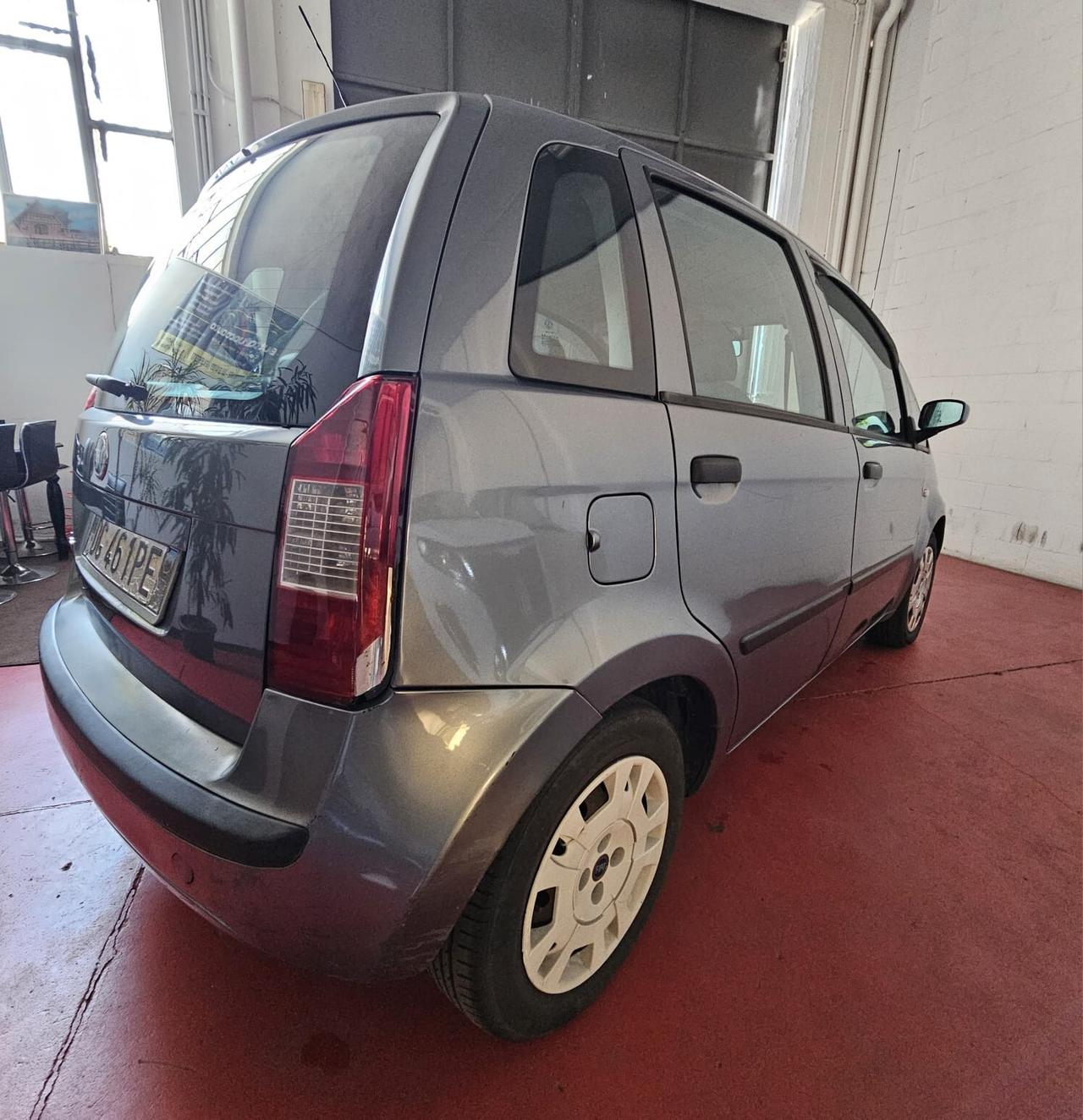 Fiat Idea 1.4 BlackEnergy Gpl