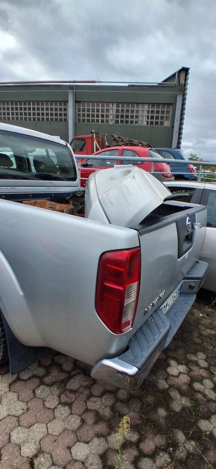 Nissan Navara 2.5 dCi 4 porte Double Cab XE